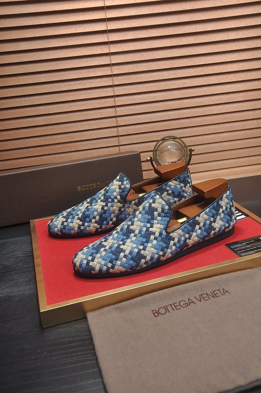Men's shoes 💰460💶 [Botteg Venetta (BV)] (wallet shoes) exclusive new model official website new model The upper is made of high-quality top calfskin. Delicate feel and flowing luxurious texture. Tailored for refined men to create a noble aura. Delicate and regular Mark hand stitching. Smooth lines. Full sheepskin lining, comfortable to wash sweat. 38-44